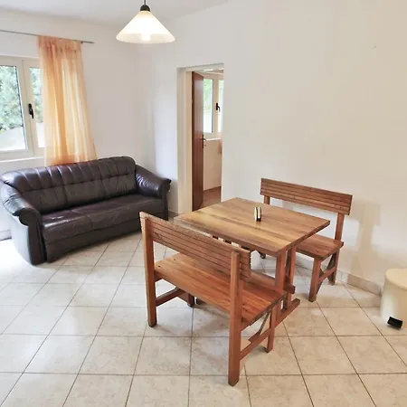2774d Apartman